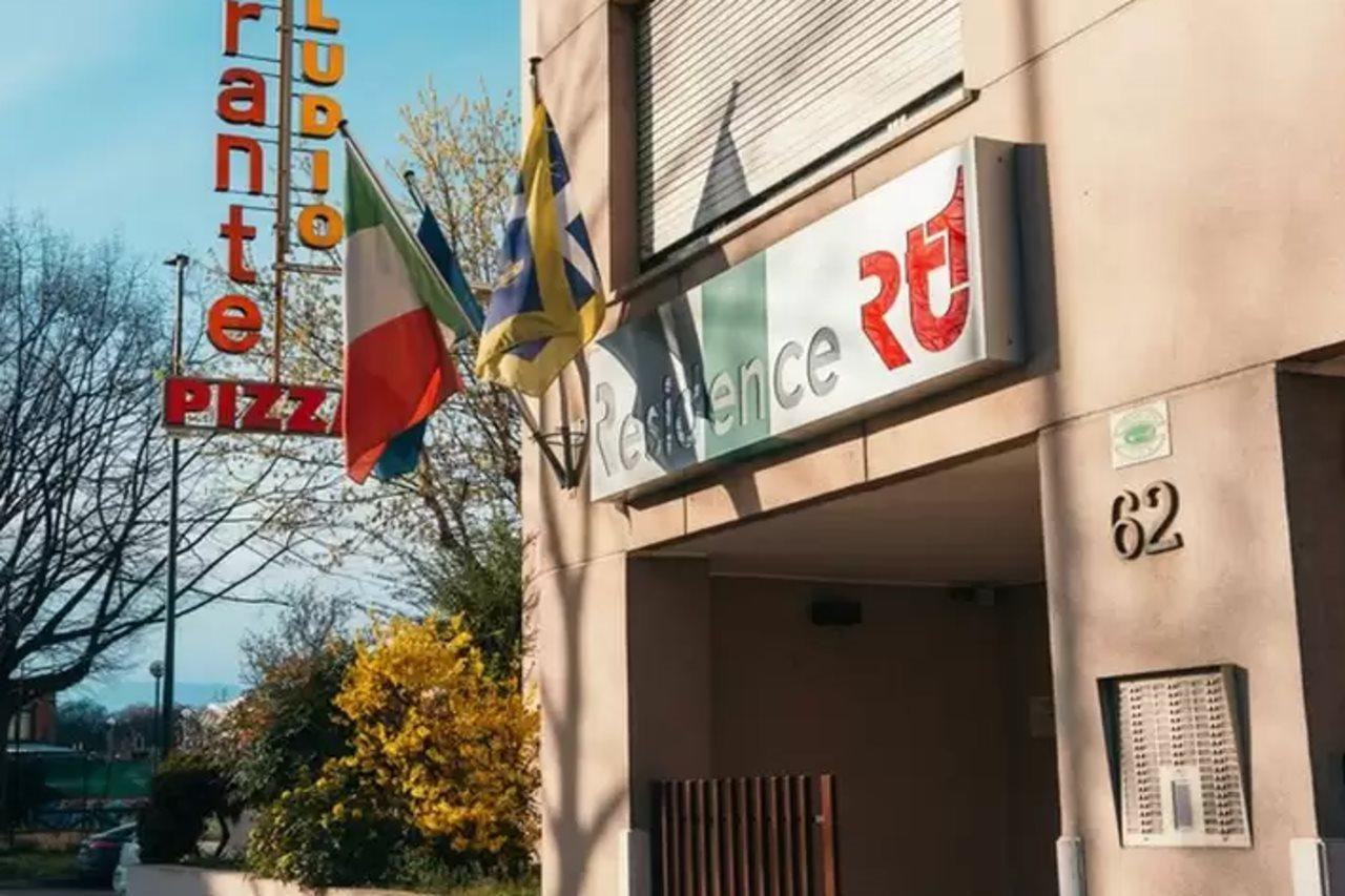 Residence Hotel Torino Uno Luaran gambar