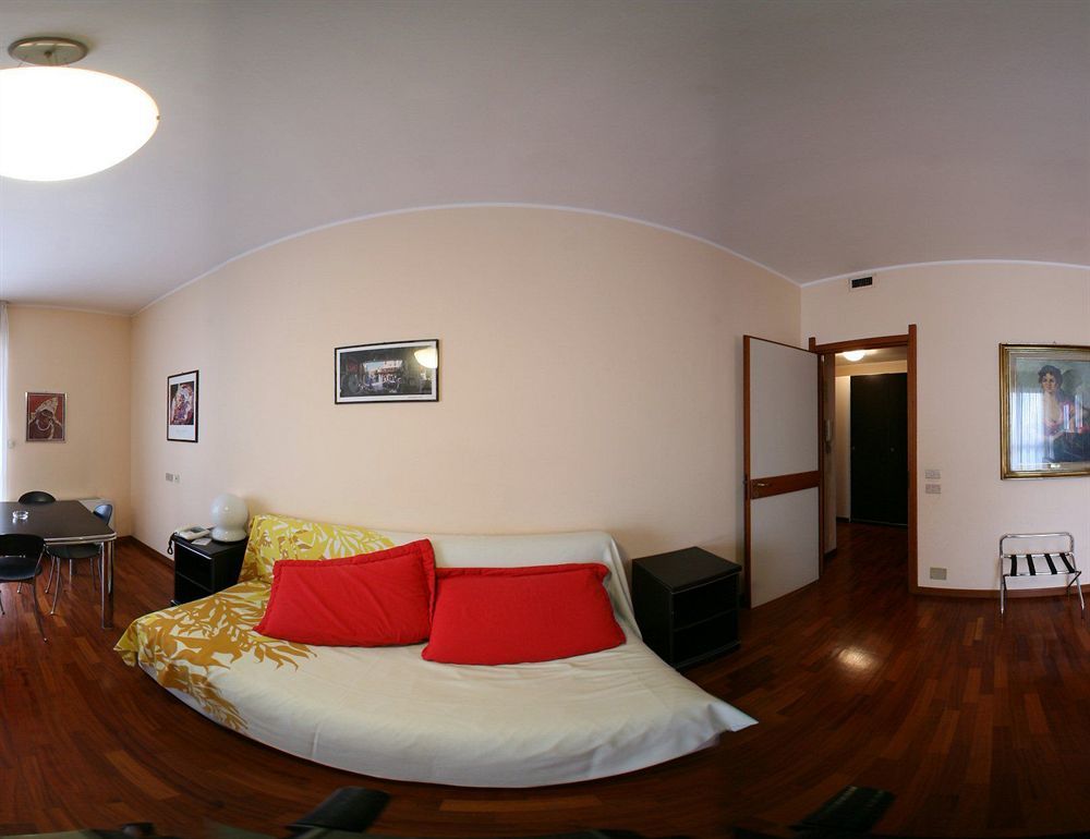 Residence Hotel Torino Uno Luaran gambar